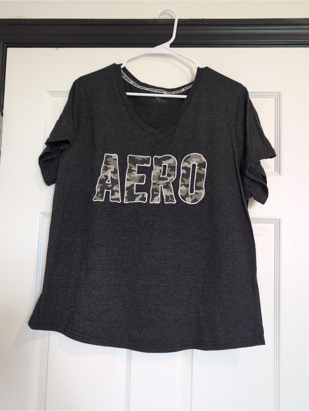 2X aero sport aeropostale camo graphic tee y2k